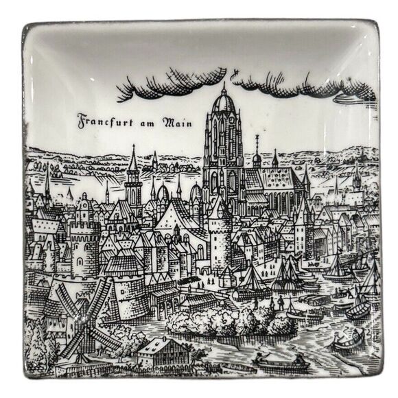 Altenkunstandt Germany Frankfurt on Main Black & White Porcelain Ashtray - Picture 3 of 6